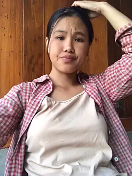 Snapshot of Mai_lovely chatting on October 3, 2025, 5:59 am Mai lovely online show from October 3, 2025, 5:59 am