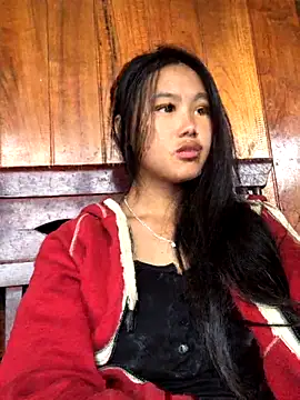 Snapshot of Mai_lovely chatting on November 1, 2025, 3:19 am Mai lovely online show from November 1, 2025, 3:19 am