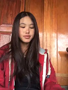 Snapshot of Mai_lovely chatting on November 8, 2025, 2:23 am Mai lovely online show from November 8, 2025, 2:23 am