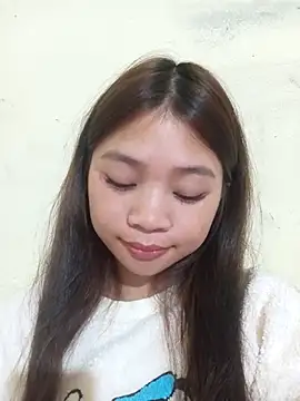 Snapshot of Mayy1 chatting on October 24, 2025, 12:23 pm Mayy1 online show from October 24, 2025, 12:23 pm