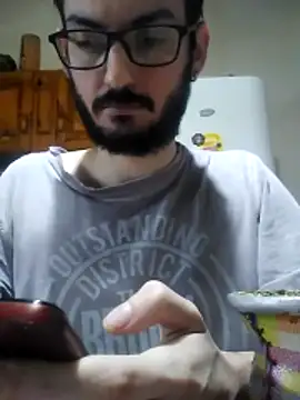 Snapshot of Fefede97_ chatting on November 6, 2025, 6:25 am Fefede97 online show from November 6, 2025, 6:25 am