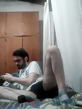 Snapshot of Fefede97_ chatting on December 1, 2025, 1:38 pm Fefede97 online show from December 1, 2025, 1:38 pm