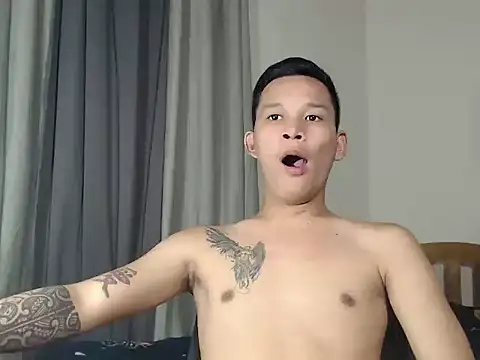 Snapshot of asianmonstercock05 chatting on October 14, 2025, 6:47 am asianmonstercock05 online show from October 14, 2025, 6:47 am