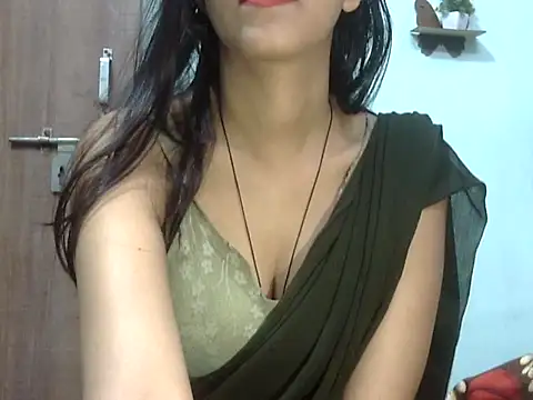 Snapshot of Lusty_Shreya_ chatting on October 26, 2025, 5:35 am Lusty Shreya online show from October 26, 2025, 5:35 am