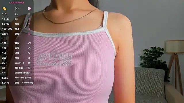 Snapshot of LoidaTatom chatting on October 26, 2025, 1:11 am LoidaTatom online show from October 26, 2025, 1:11 am