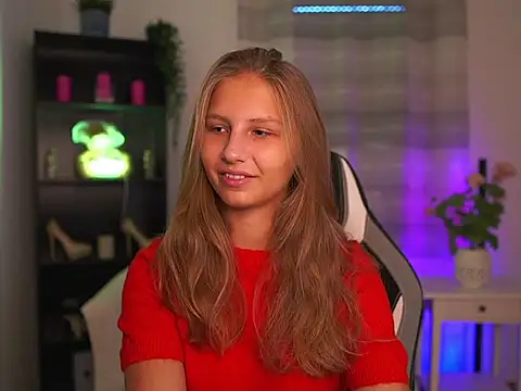 Snapshot of emmie_murray chatting on October 2, 2025, 1:07 pm emmie murray online show from October 2, 2025, 1:07 pm