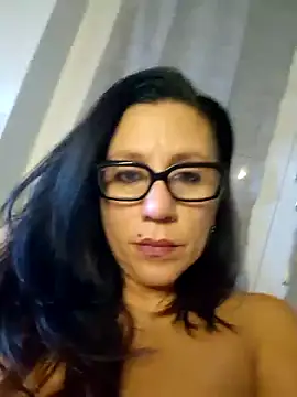 Snapshot of Lolytamilf chatting on January 11, 2026, 9:20 pm Lolytamilf online show from January 11, 2026, 9:20 pm