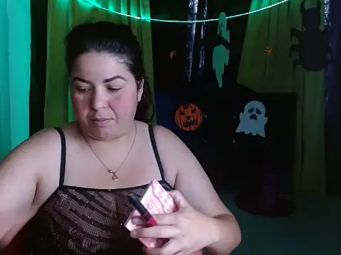 Snapshot of susi_boobs1 chatting on October 23, 2025, 12:48 pm susi boobs1 online show from October 23, 2025, 12:48 pm