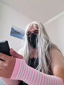 Noot199 online show from September 23, 2025, 3:48 pm