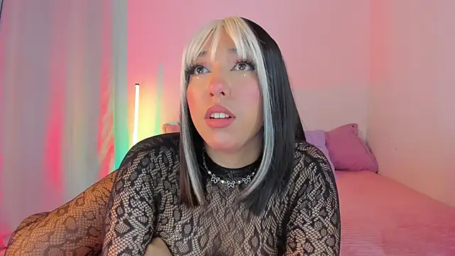 emily  walker online show from May 15, 2026, 11:12 pm