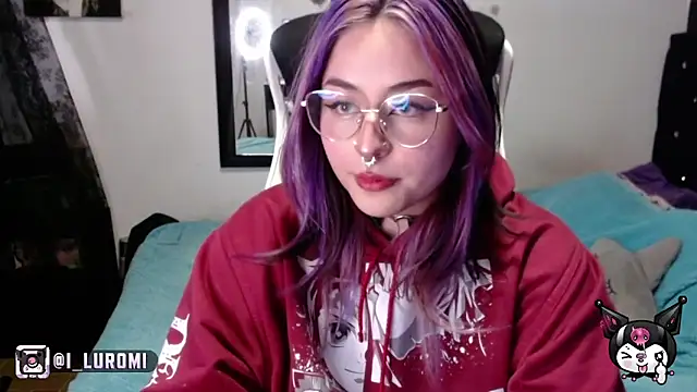 Iluromi online show from November 24, 2025, 3:45 pm