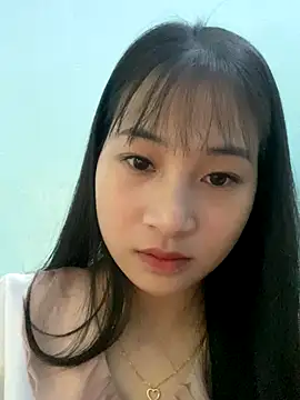 emvy-xinh04 online show from September 25, 2025, 6:06 am