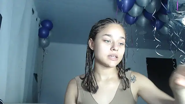 LittleCheerry69 online show from November 26, 2025, 3:35 pm