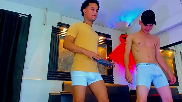 ALEX MILLER25 online show from October 12, 2025, 3:49 am