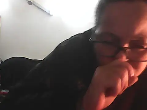 Snapshot of DOLCECOPPIA2025 chatting on October 8, 2025, 2:09 am DOLCECOPPIA2025 online show from October 8, 2025, 2:09 am