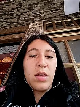   Antonella online show from October 10, 2025, 3:22 pm