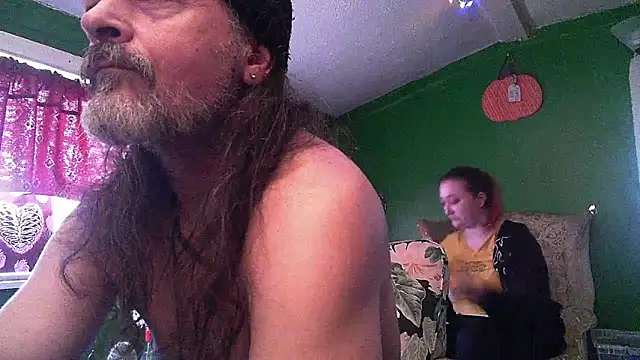 HippieDad333 online show from April 26, 2026, 1:20 pm