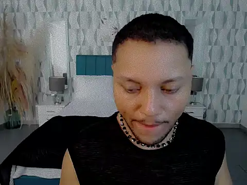 Snapshot of Max_Rivers chatting on October 24, 2025, 7:10 pm Max Rivers online show from October 24, 2025, 7:10 pm