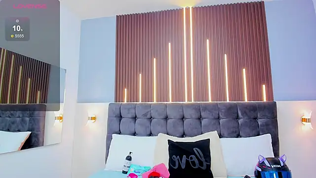 Snapshot of Nathaly__Rosse chatting on November 6, 2025, 2:45 am Nathaly Rosse online show from November 6, 2025, 2:45 am