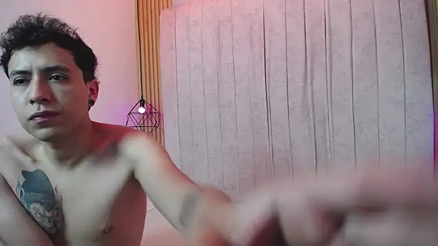 Snapshot of jakeyariana chatting on October 20, 2025, 7:58 pm jakeyariana online show from October 20, 2025, 7:58 pm