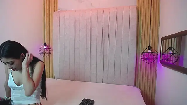 Snapshot of jakeyariana chatting on October 21, 2025, 8:09 pm jakeyariana online show from October 21, 2025, 8:09 pm