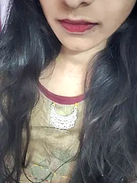 Queen-Bee143 online show from February 10, 2026, 6:50 am