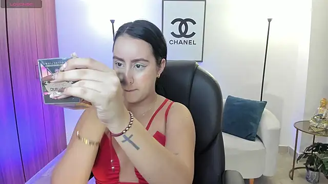 Snapshot of Natasha_Kiim_ chatting on March 6, 2026, 4:31 am Natasha Kiim online show from March 6, 2026, 4:31 am