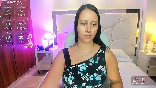 Snapshot of Natasha_Kiim_ chatting on March 16, 2026, 4:18 am Natasha Kiim online show from March 16, 2026, 4:18 am