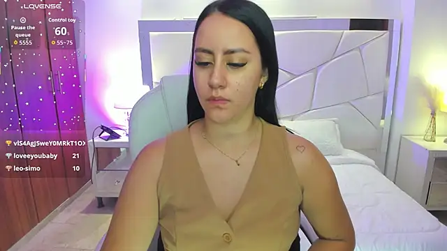 Snapshot of Natasha_Kiim_ chatting on March 26, 2026, 4:18 am Natasha Kiim online show from March 26, 2026, 4:18 am