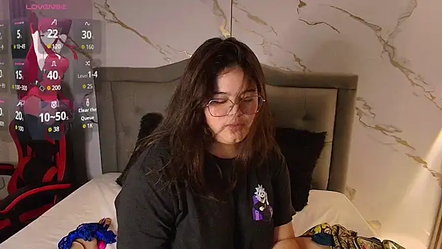 Nina Rouge7 online show from October 5, 2025, 9:29 am