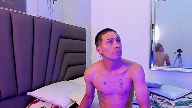 Erack and Emmy online show from October 3, 2025, 3:47 am