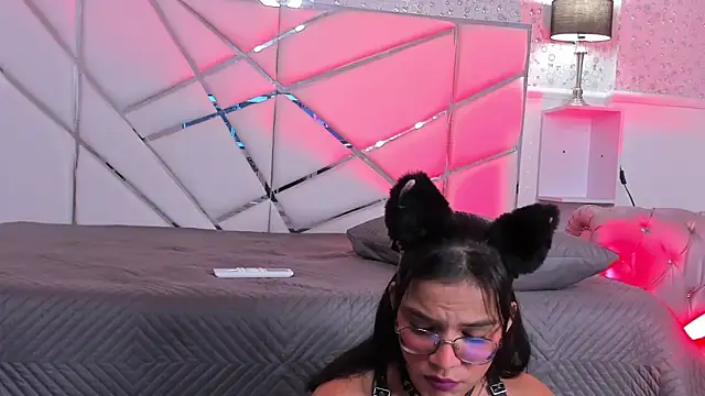 Snapshot of MaraBlake_ chatting on February 27, 2026, 8:20 pm MaraBlake online show from February 27, 2026, 8:20 pm