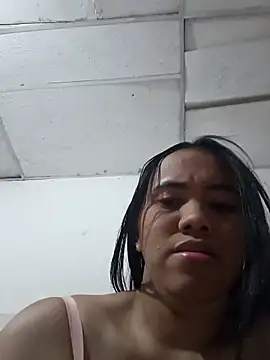 nicayujo online show from October 12, 2025, 8:41 pm