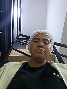 nicayujo online show from October 17, 2025, 8:17 am