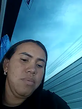 nicayujo online show from October 29, 2025, 1:24 pm