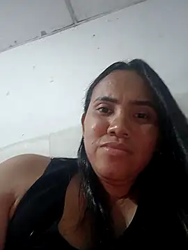 nicayujo online show from November 7, 2025, 12:32 am