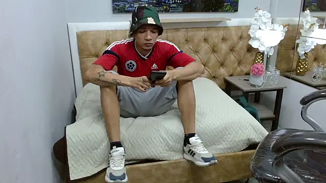 Snapshot of JackBanger_ chatting on October 15, 2025, 2:11 am JackBanger online show from October 15, 2025, 2:11 am