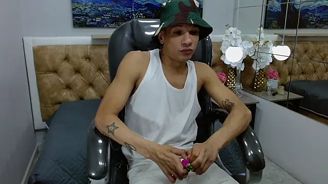 Snapshot of JackBanger_ chatting on October 27, 2025, 1:09 am JackBanger online show from October 27, 2025, 1:09 am