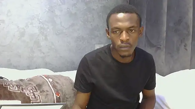 Snapshot of MthondoWeBananaX2 chatting on November 5, 2025, 7:03 pm MthondoWeBananaX2 online show from November 5, 2025, 7:03 pm