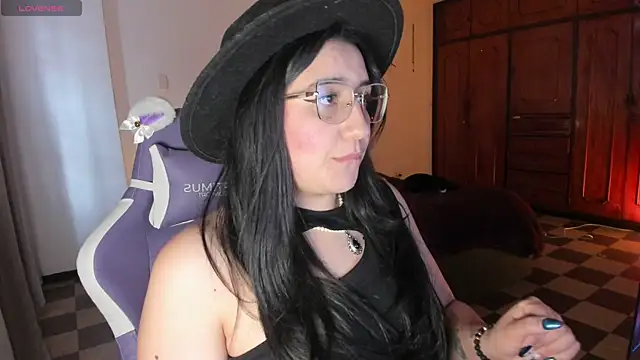 tellmemaddie online show from July 4, 2026, 9:21 pm