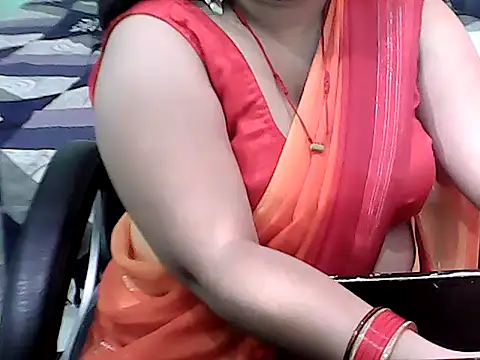 BABITA KUMARII online show from May 1, 2026, 5:17 pm