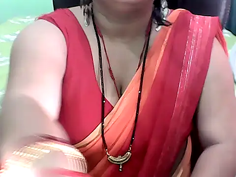 BABITA KUMARII online show from June 18, 2026, 5:50 pm