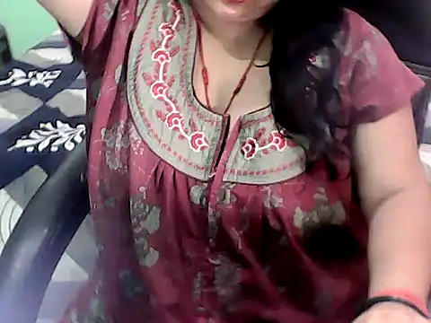 BABITA KUMARII online show from July 25, 2026, 5:16 am