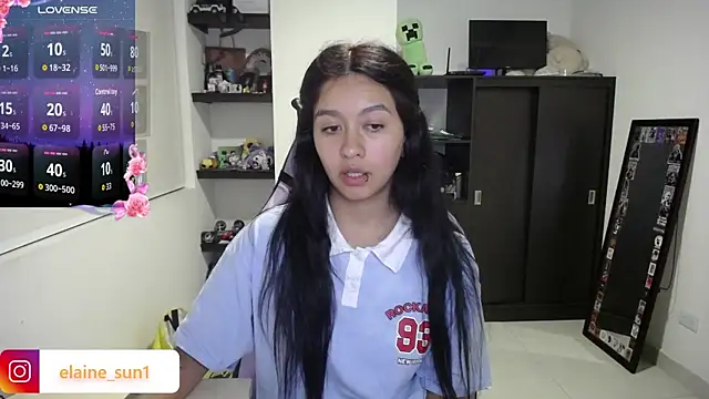 Snapshot of elaine_sun1 chatting on April 10, 2026, 11:42 pm elaine sun1 online show from April 10, 2026, 11:42 pm