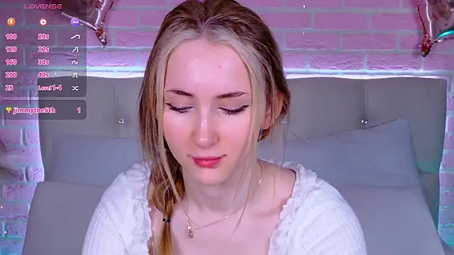 LiraKink online show from November 24, 2025, 4:56 am