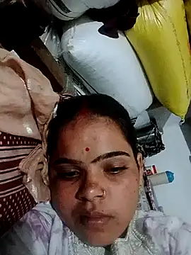 Snapshot of Cuty_nensi chatting on September 28, 2025, 5:07 pm Cuty nensi online show from September 28, 2025, 5:07 pm