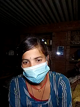 Snapshot of Cuty_nensi chatting on October 17, 2025, 3:47 pm Cuty nensi online show from October 17, 2025, 3:47 pm