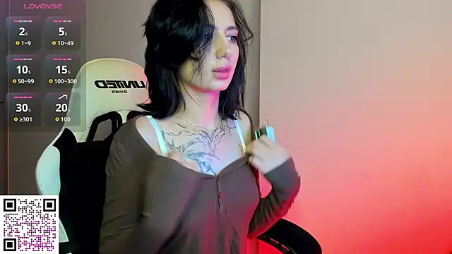 Snapshot of Michelle_Murray chatting on October 6, 2025, 1:14 am Michelle Murray online show from October 6, 2025, 1:14 am