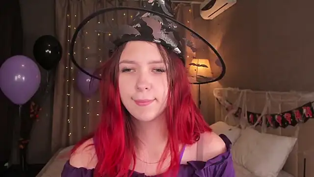 Snapshot of Monica__Queen chatting on October 22, 2025, 11:59 pm Monica Queen online show from October 22, 2025, 11:59 pm