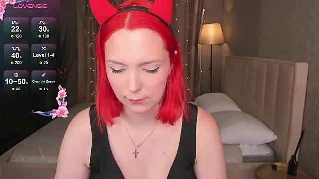 Monica  Queen online show from June 14, 2026, 5:31 am